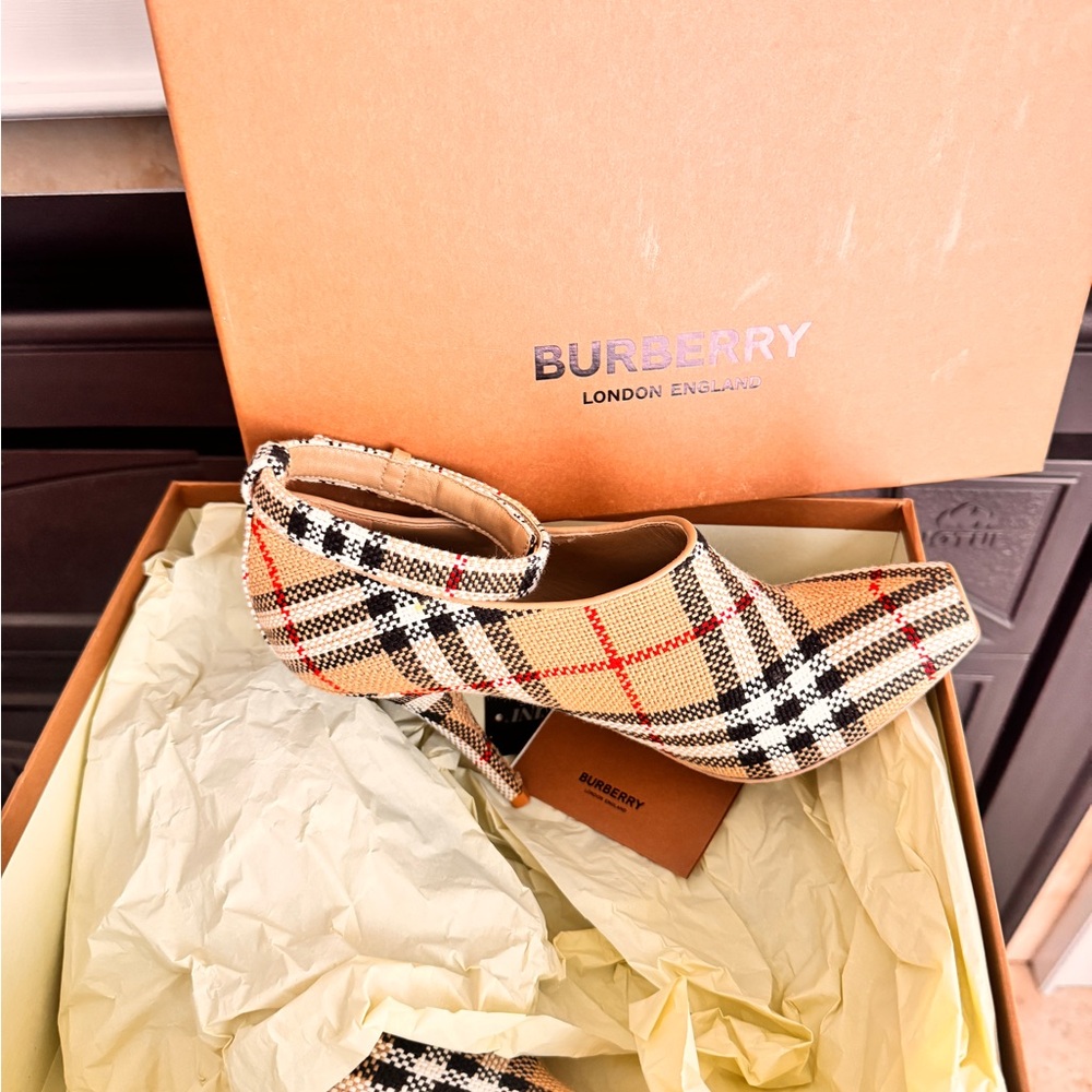 Burberry Plaid Heels in Beige and Black